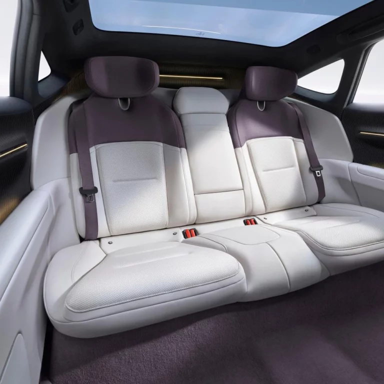AVATR 12 back seats