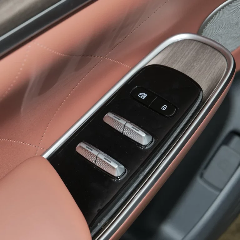 Changan Nevo A07 window control panel