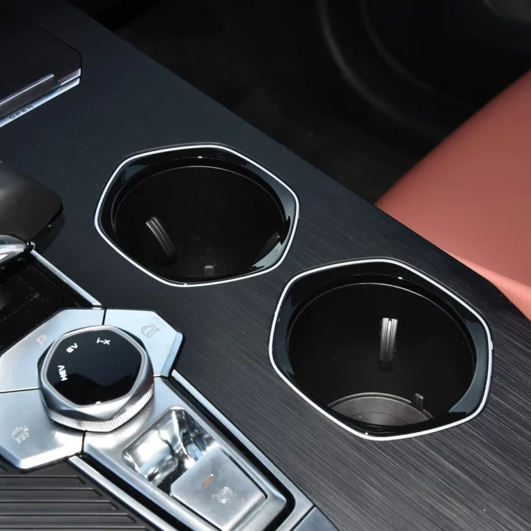 Changan UNI-K central console shifter area