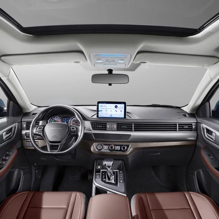 Dongfeng Forthing T5 Evo inner view 1