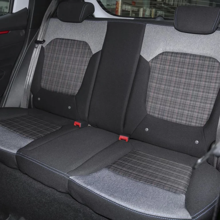 Dongfeng Nano EX1 back seats