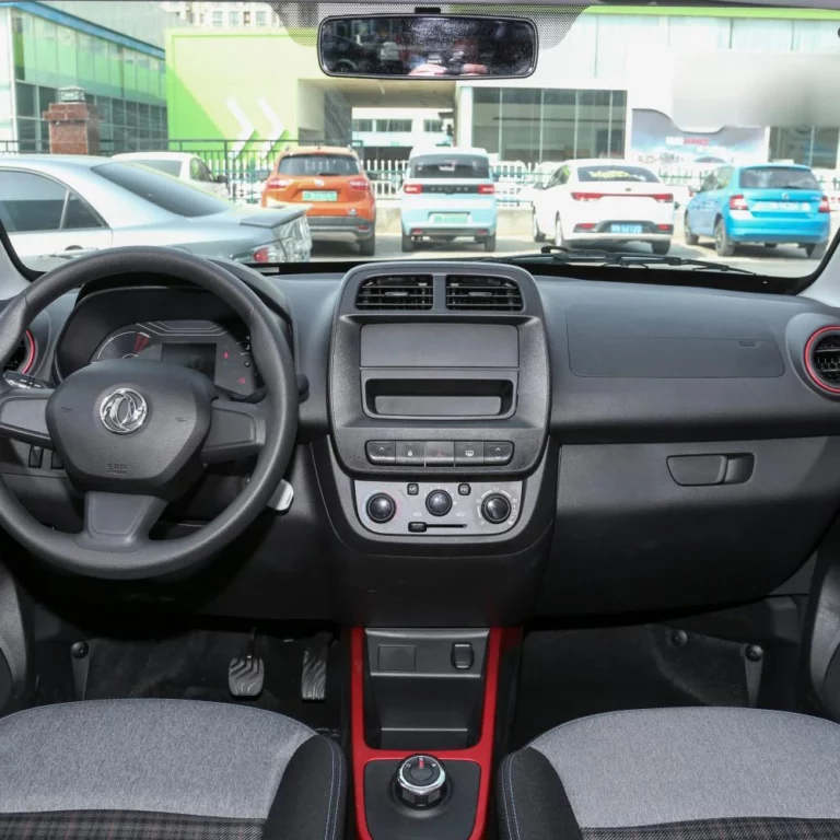 Dongfeng Nano EX1 inner view
