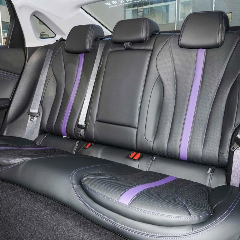 Geely Preface L back seats