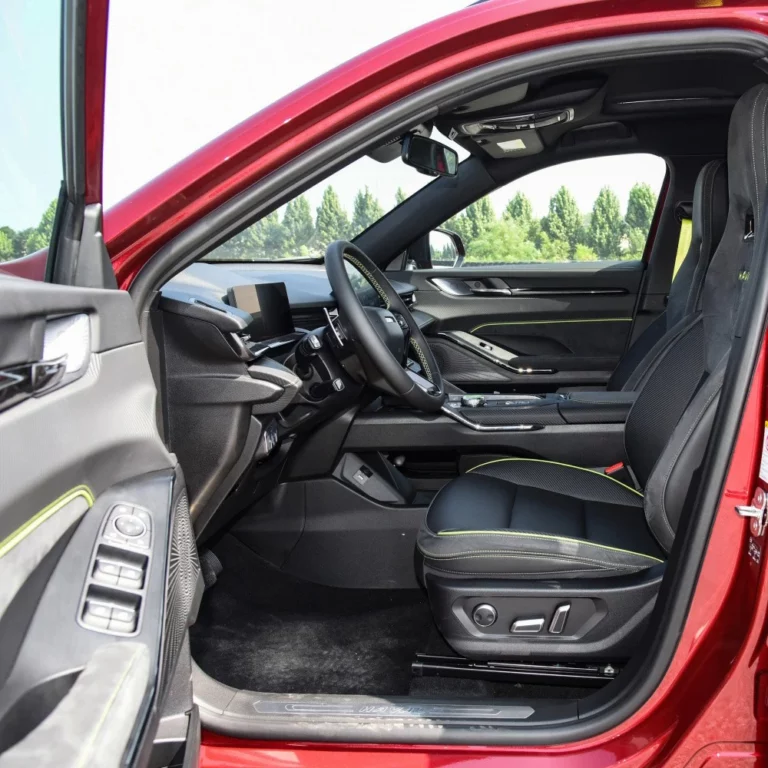 Haval H6S driver's seat