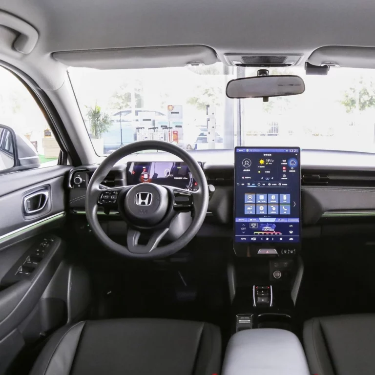 Honda eNP1 inner view