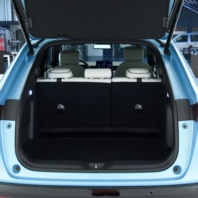 Honda eNS1 trunk