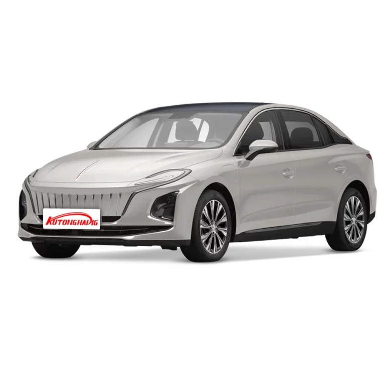 Hongqi E-QM5 left front