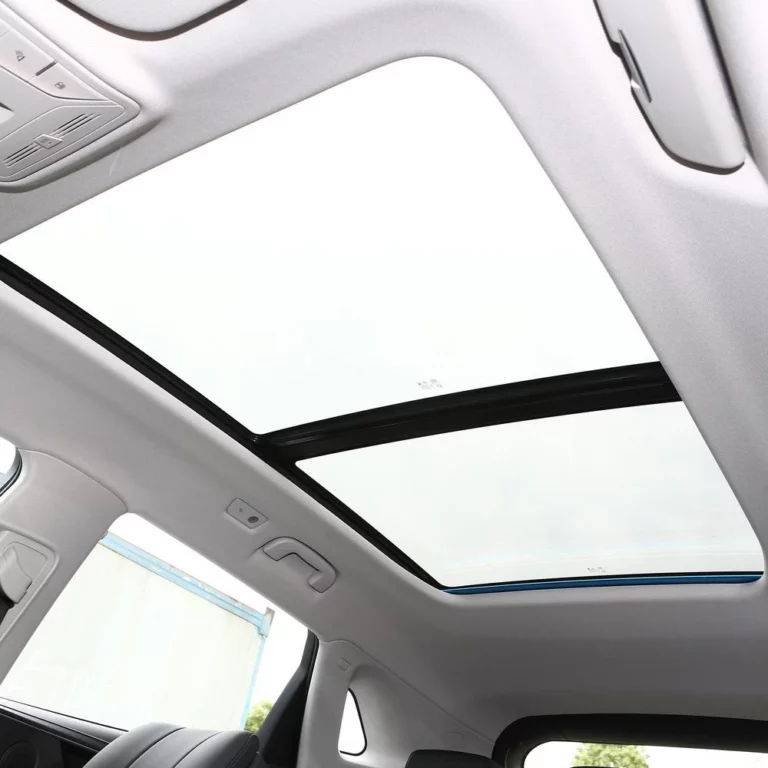 Hongqi HS5 sunroof