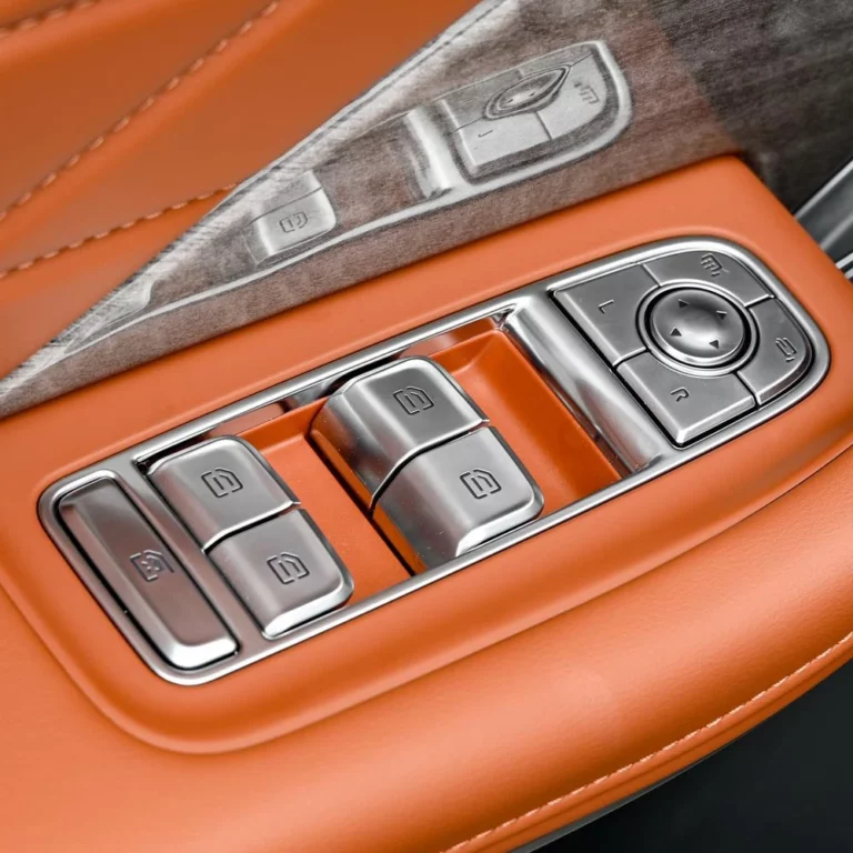Hongqi HS7 window control panel