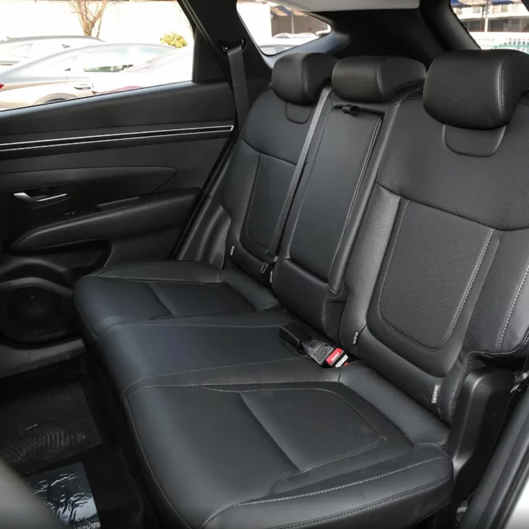 Hyundai Tucson back seats