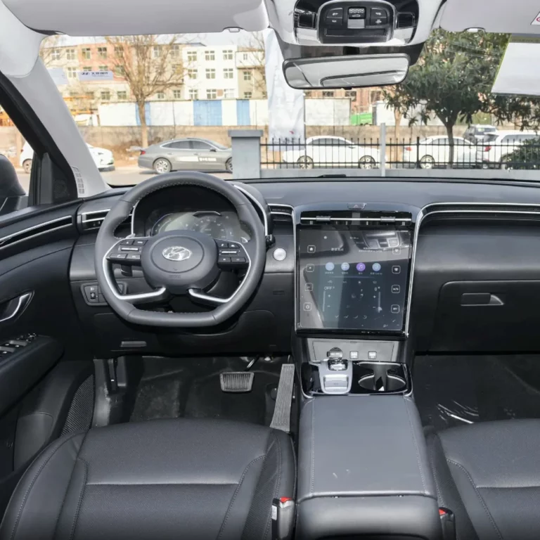 Hyundai Tucson inner view