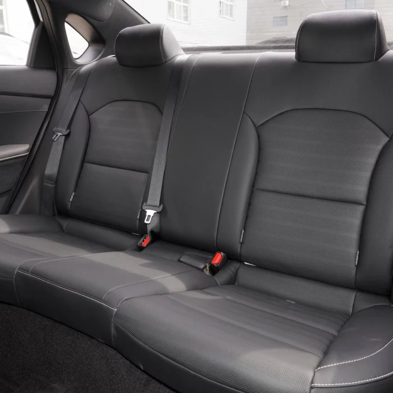 KIA K3 back seats