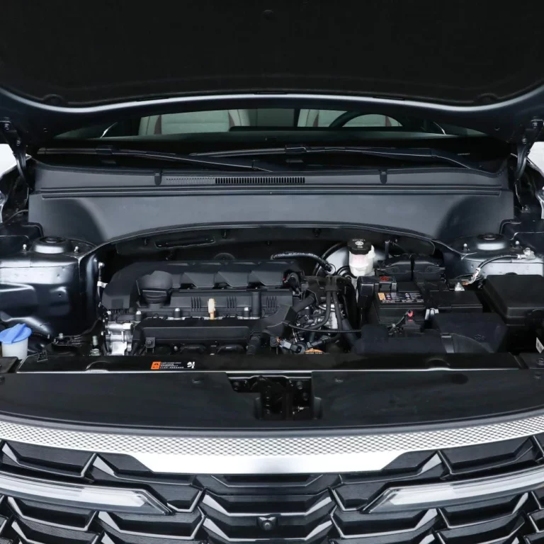 KIA Seltos engine compartment