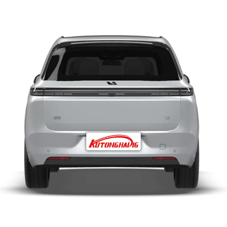 Li Auto L8 back