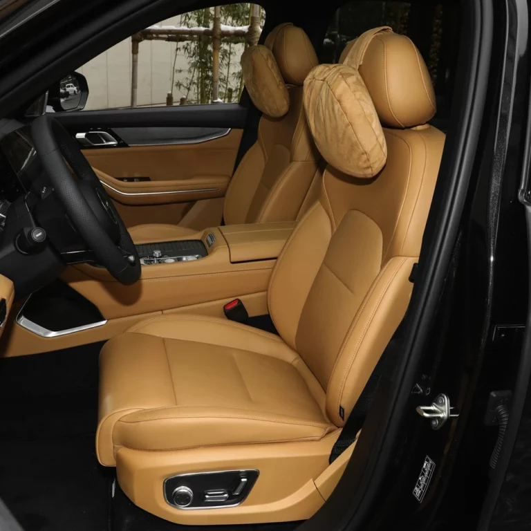 Lynk & Co 09 driver's seat
