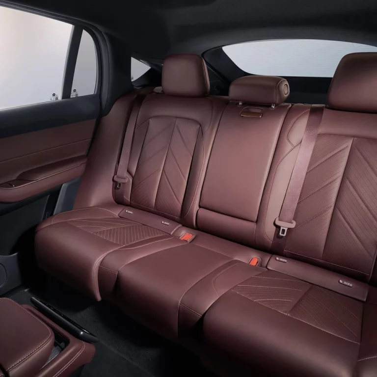NIO EC7 back seats