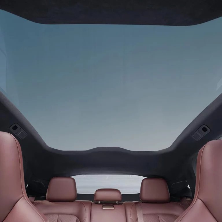 NIO EC7 sunroof