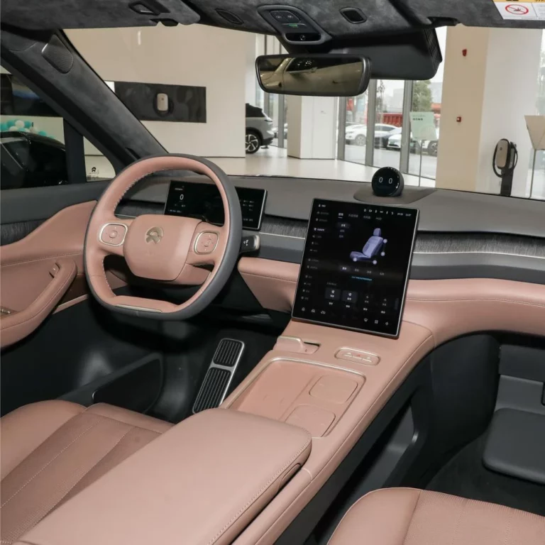 NIO ES8 inner view