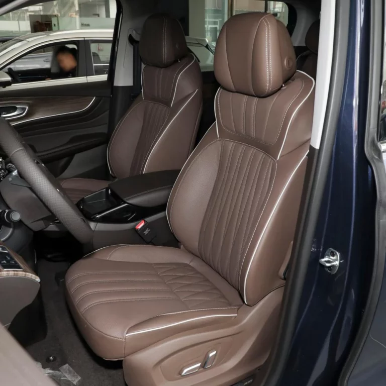 Roewe iMAX8 driver seat