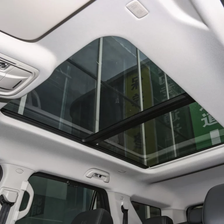 Tank 400 sunroof