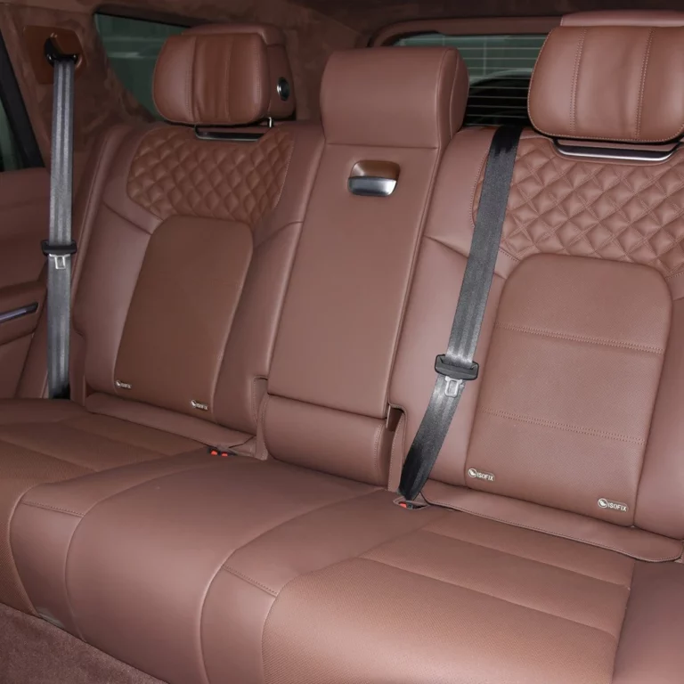Tank 700 back seats
