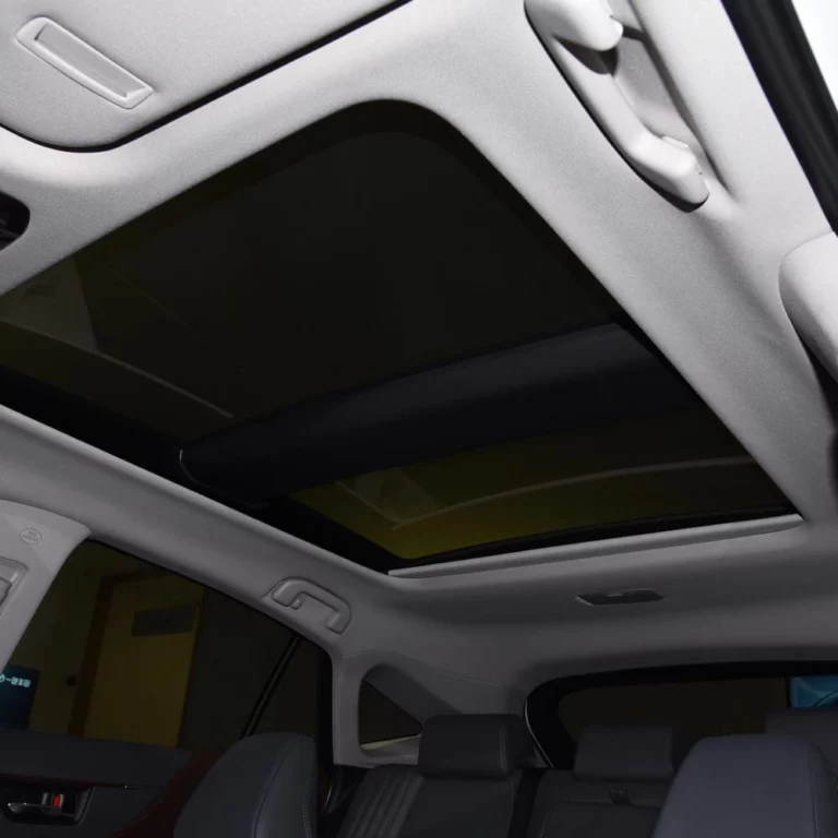 Toyota Harrier sunroof