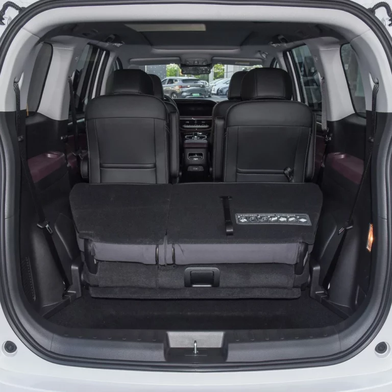 Trumpchi GM6 trunk