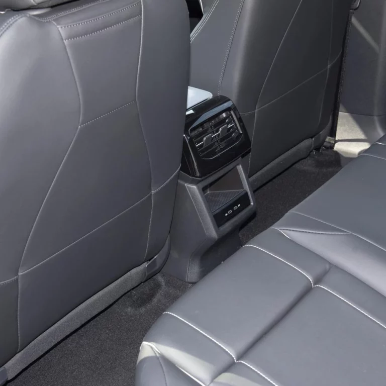 Volkswagen ID.4 back seats air vent