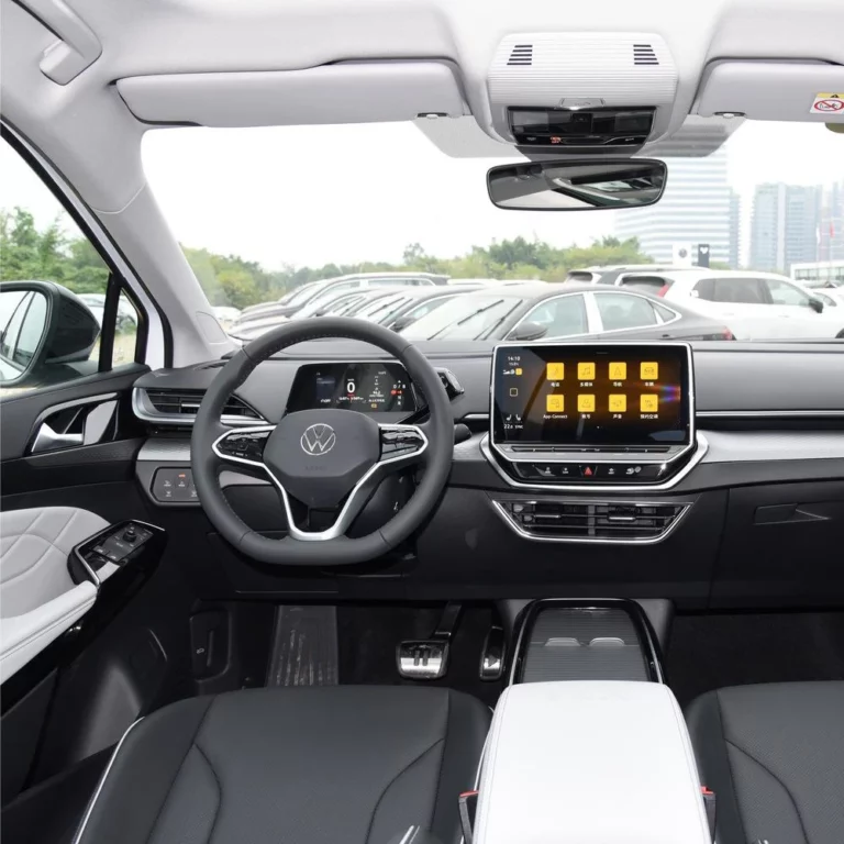 Volkswagen ID.6 inner view