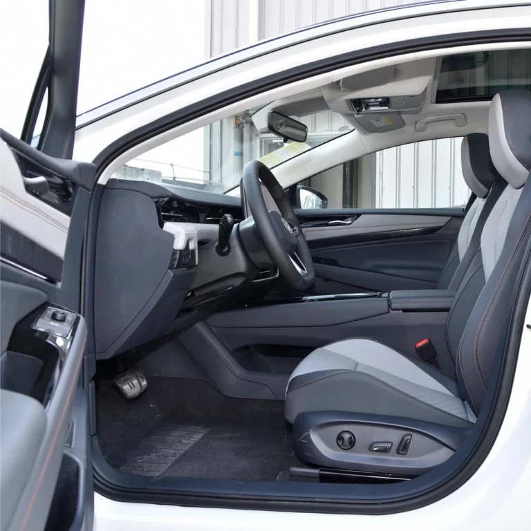 Volkswagen ID.7 driver seat