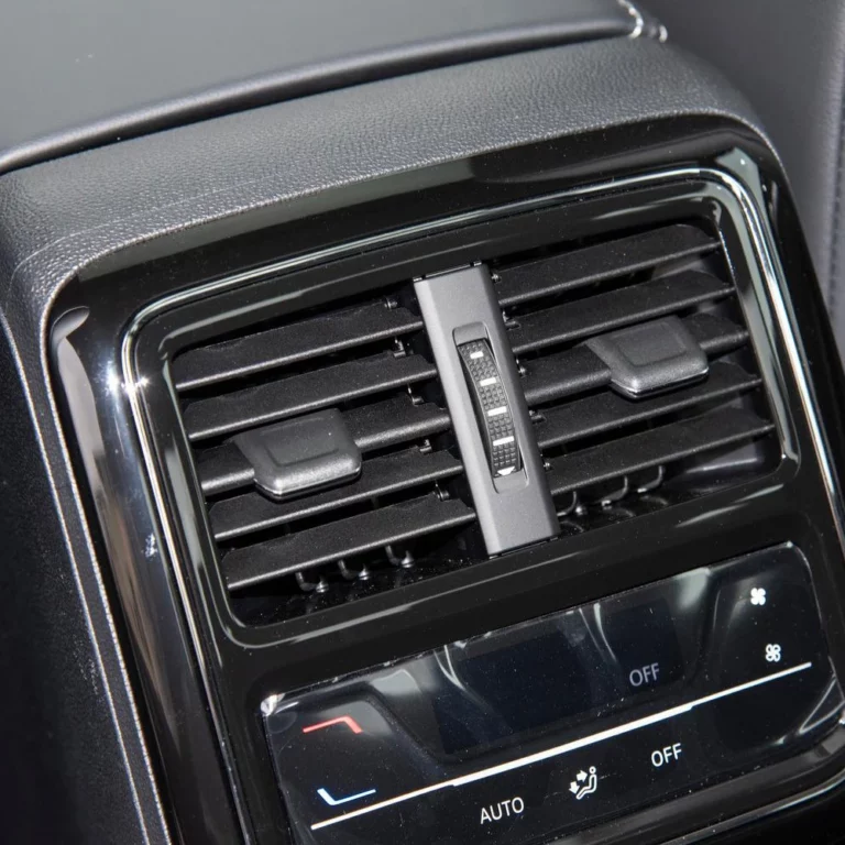 Volkswagen Passat PHEV air vent