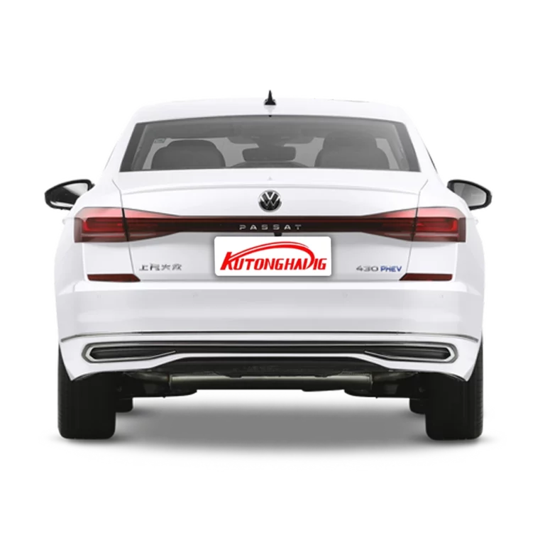 Volkswagen Passat PHEV back