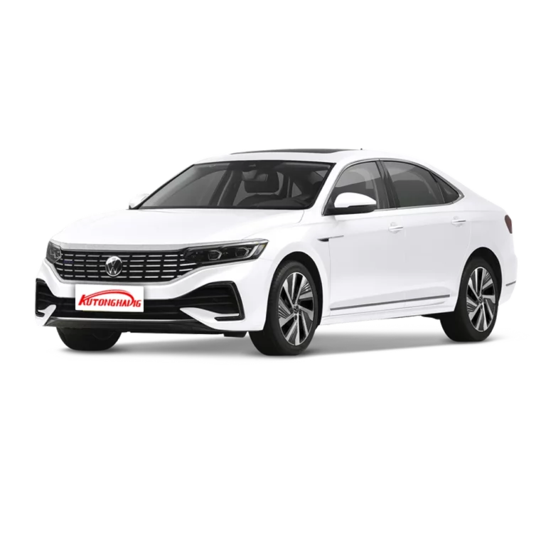 Volkswagen Passat PHEV left front