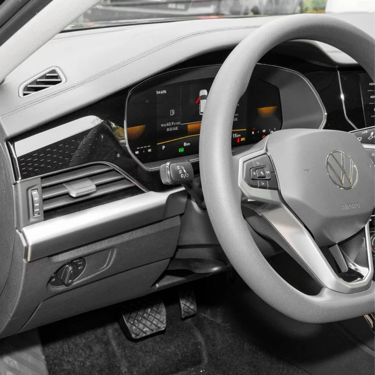 Volkswagen Passat driver air vent