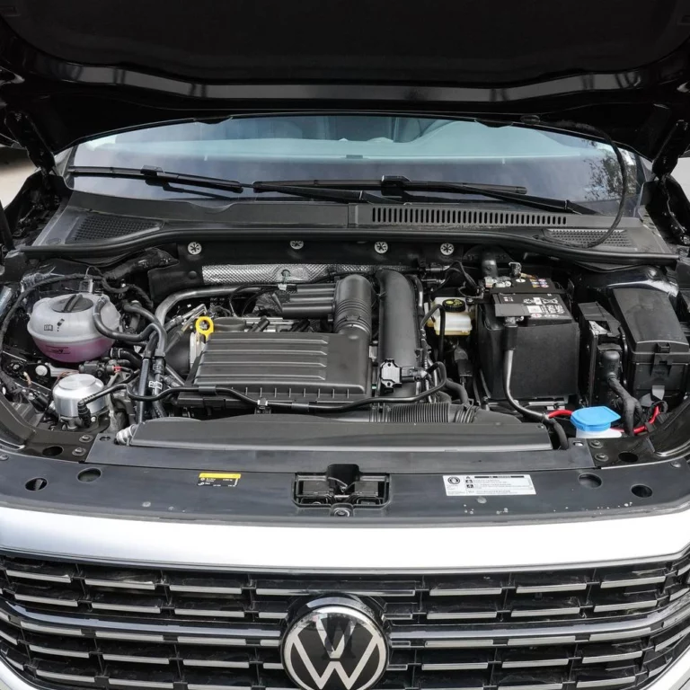 Volkswagen Passat engine compartment