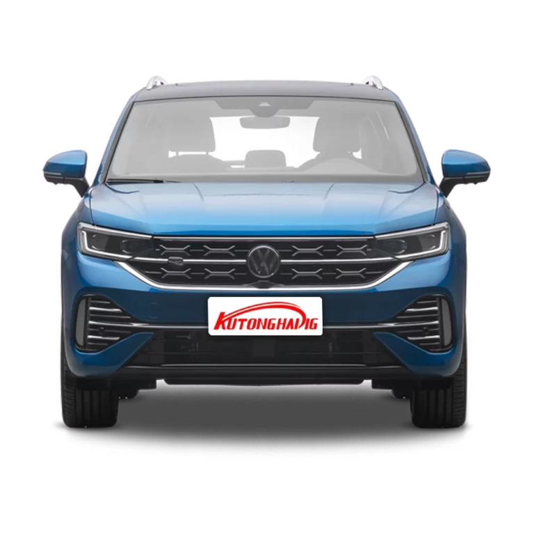 Volkswagen Tayron front
