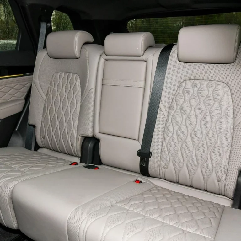byd tang ev back seats