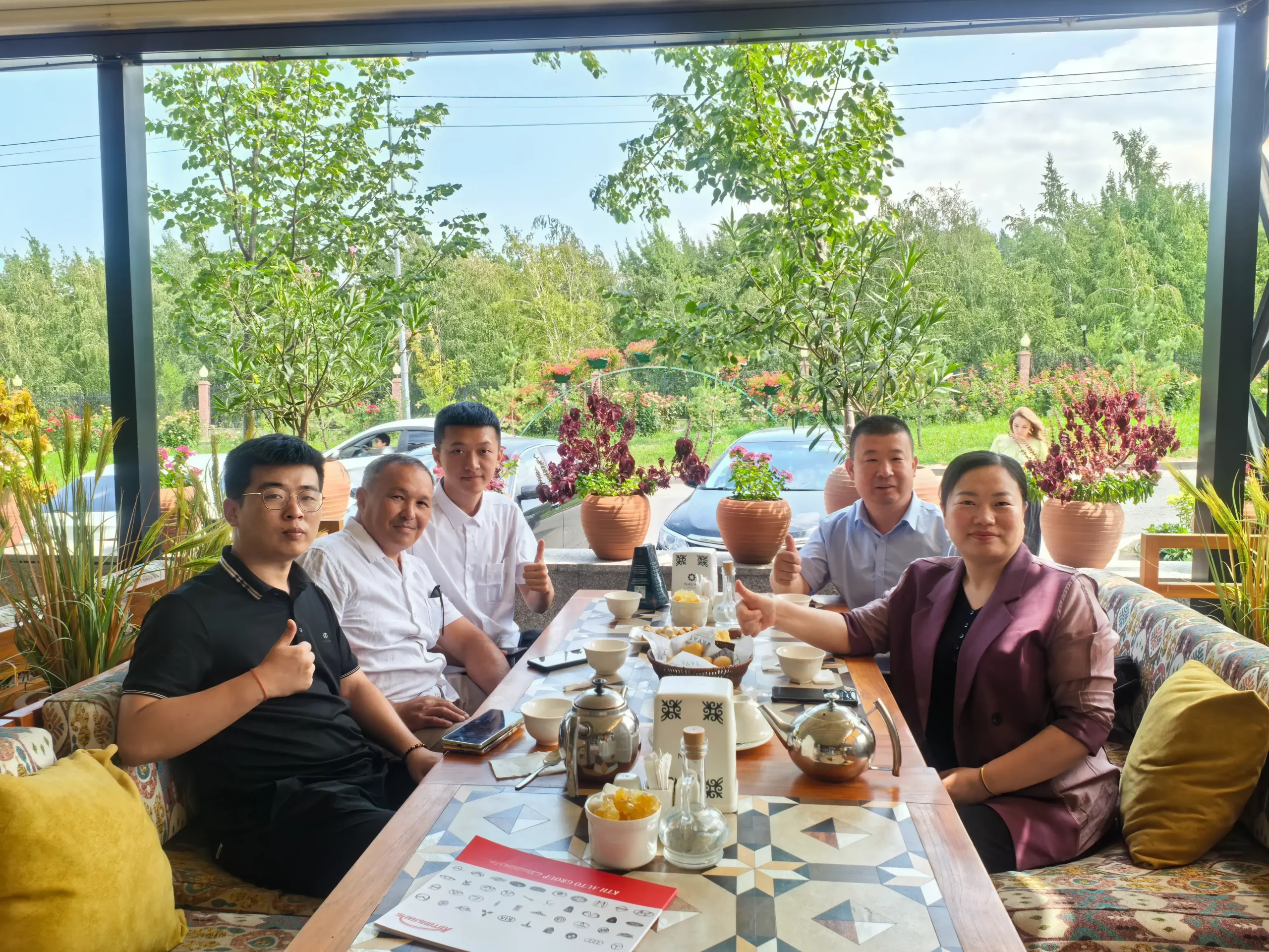 meet with customers